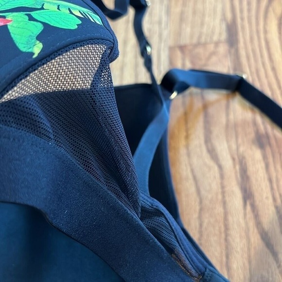 Lively Wireless Bra Floral Print Lightly Lined Everyday Comfort 34DDD - Picture 6 of 6